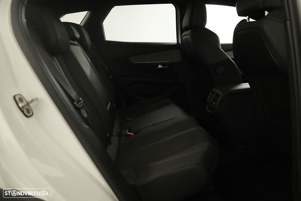 Peugeot 3008 1.2 PureTech GT EAT8 - 22