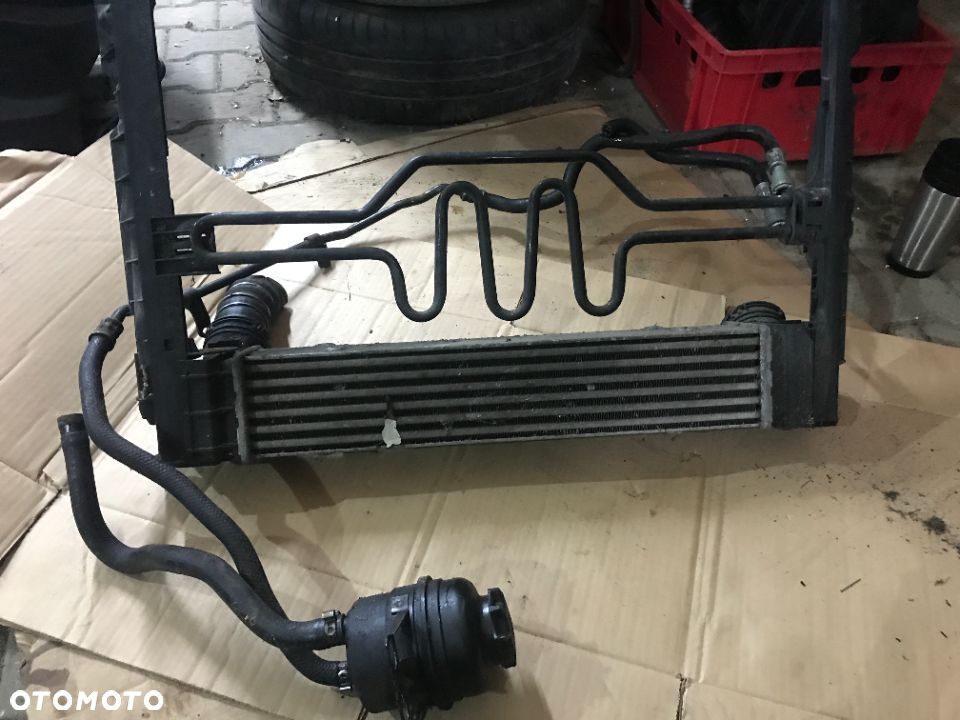 intercooler z obudową  BMW E91 2.0D - 3