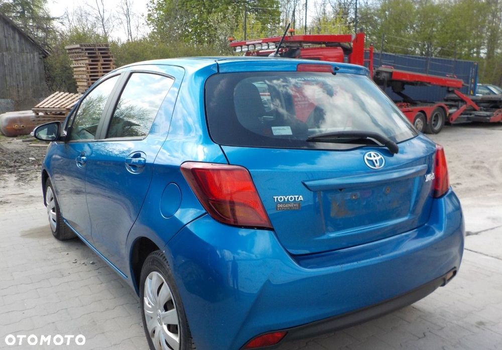 Toyota Yaris - 6