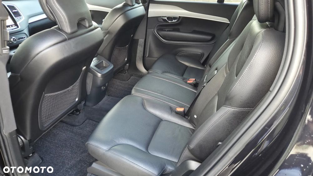 Volvo XC 90 B5 B AWD Momentum Pro - 9
