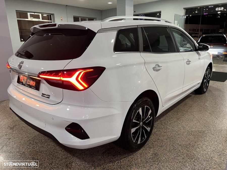 MG MG5 51 kWh Luxury - 25