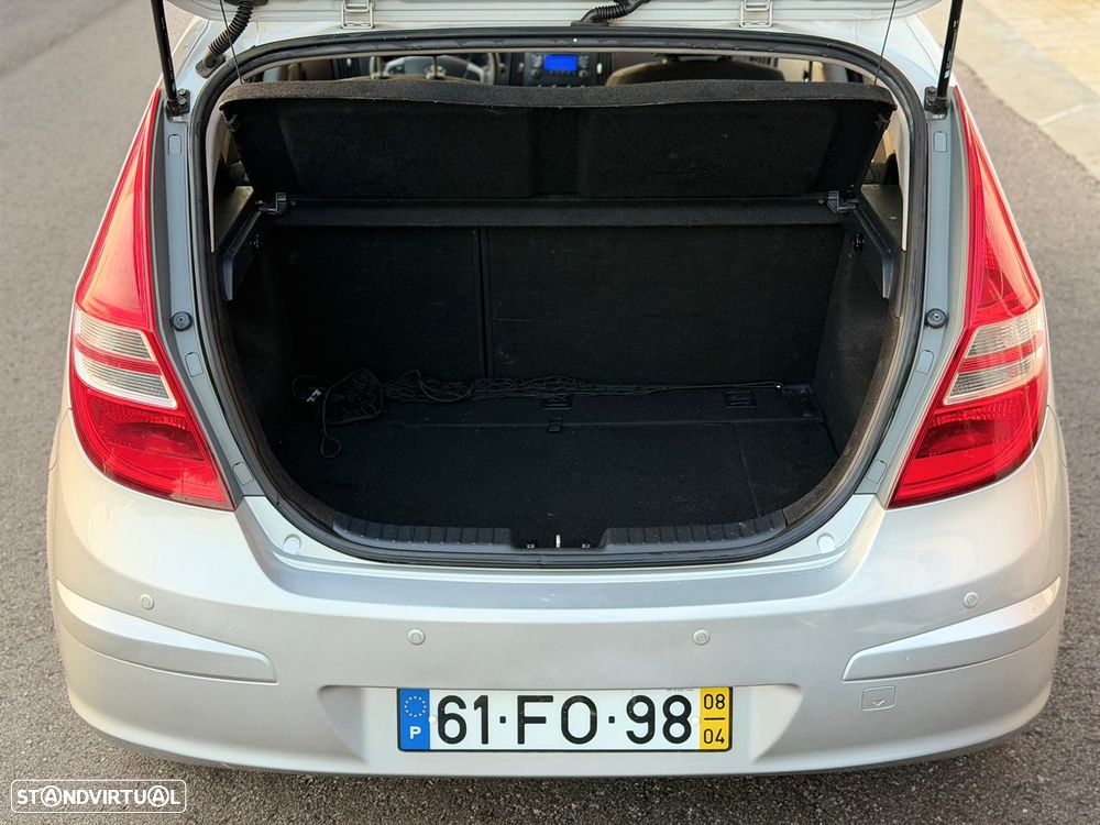 Hyundai i30 CW 1.4 CVVT Blue Comfort - 14