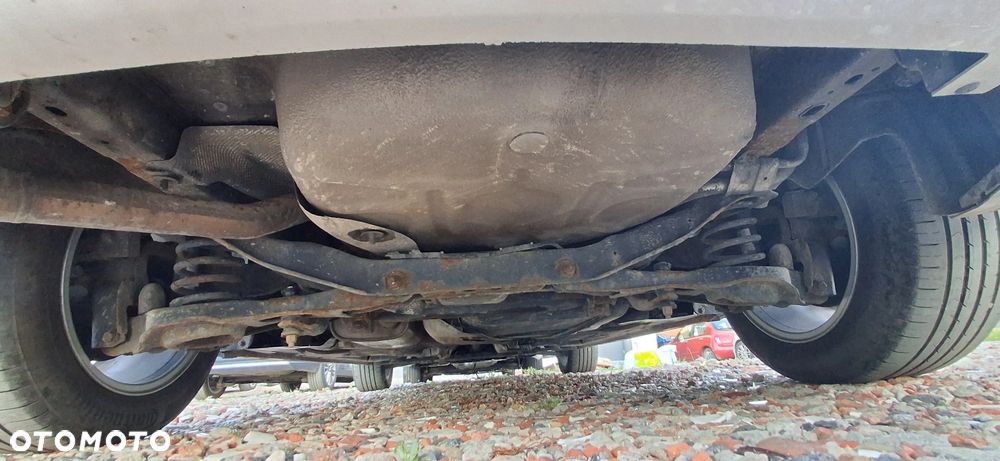 Ford C-MAX 1.6 TDCi DPF Ghia - 16