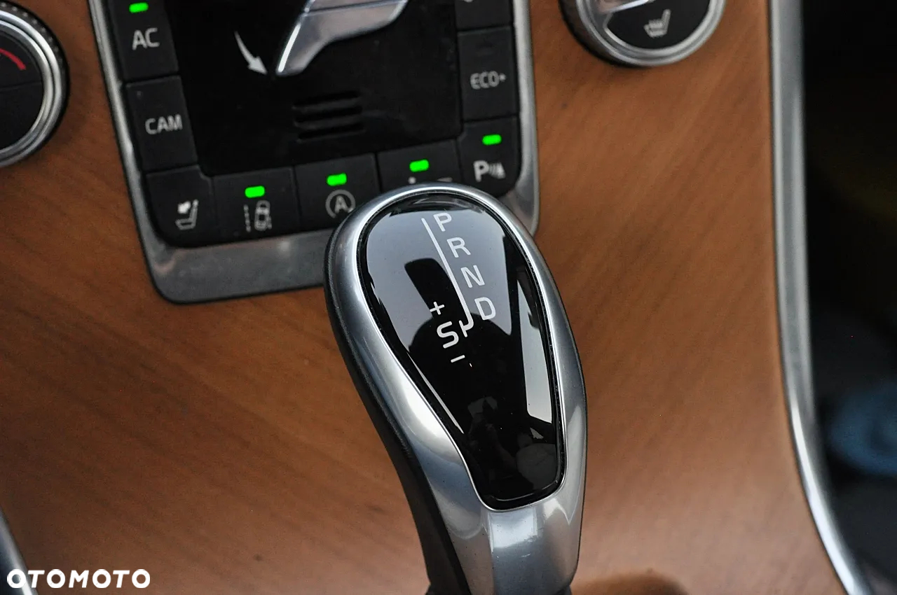 Volvo XC 60 D4 Inscription - 35