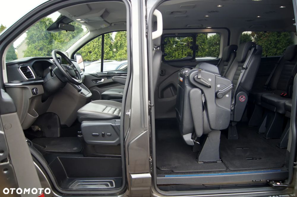 Ford Tourneo Custom 320 L2H1 VA Autm Titanium X - 11