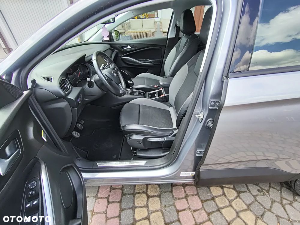 Opel Grandland X - 11