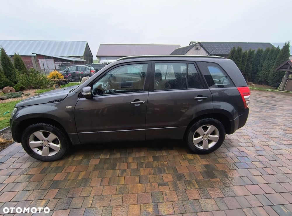 Suzuki Grand Vitara - 1