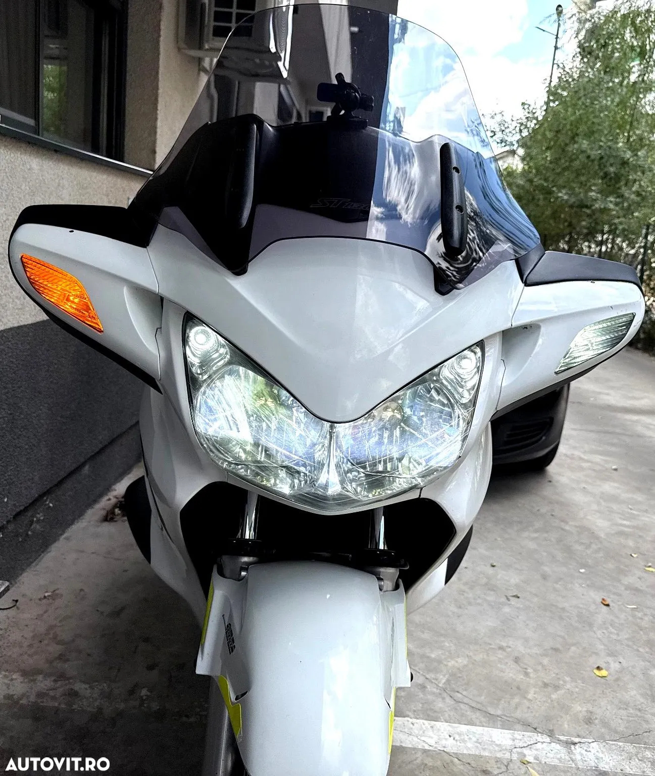 Honda ST 1300 Pan European - 22