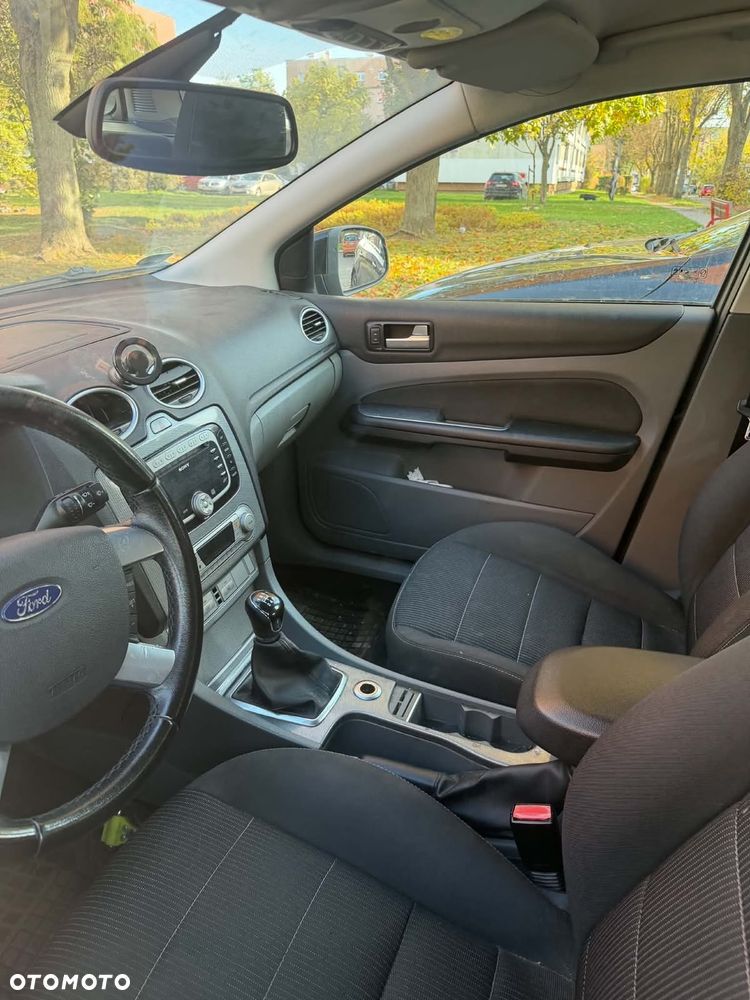 Ford Focus - 2