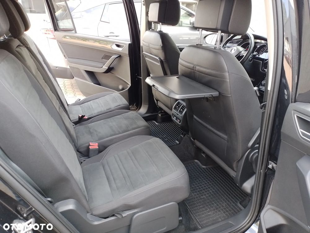 Volkswagen Touran 2.0 TDI BMT Highline DSG - 36
