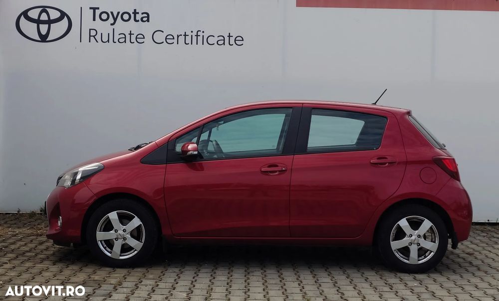 Toyota Yaris 1.33 L Dual VVT-i 5D Multidrive S Luna - 5