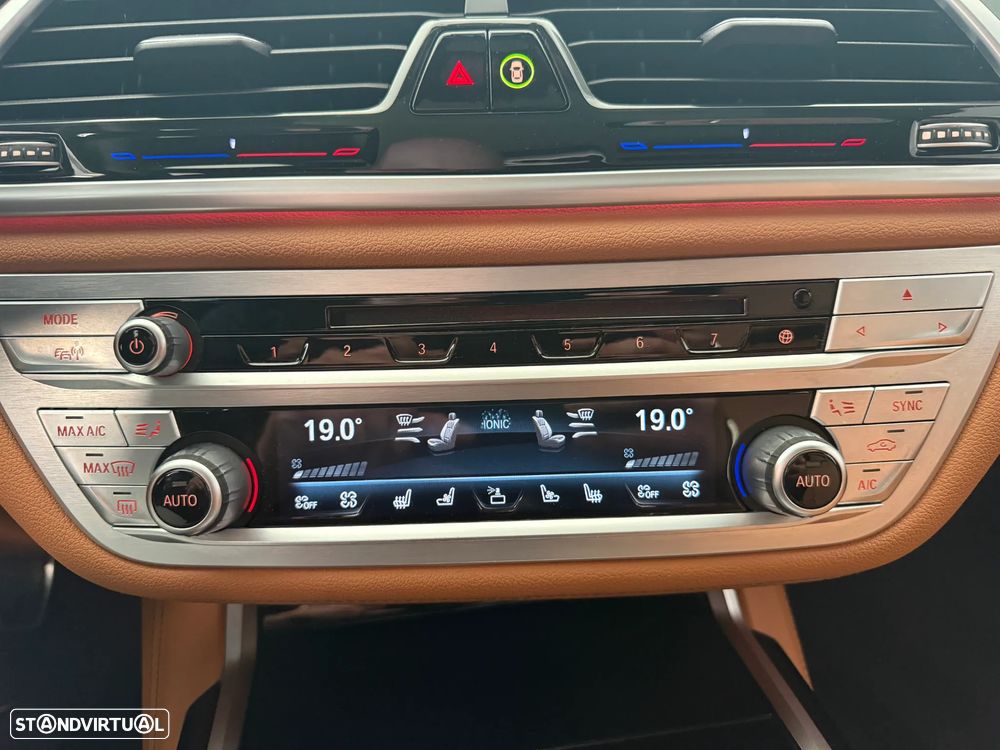 BMW 730 d Pack M Auto - 25