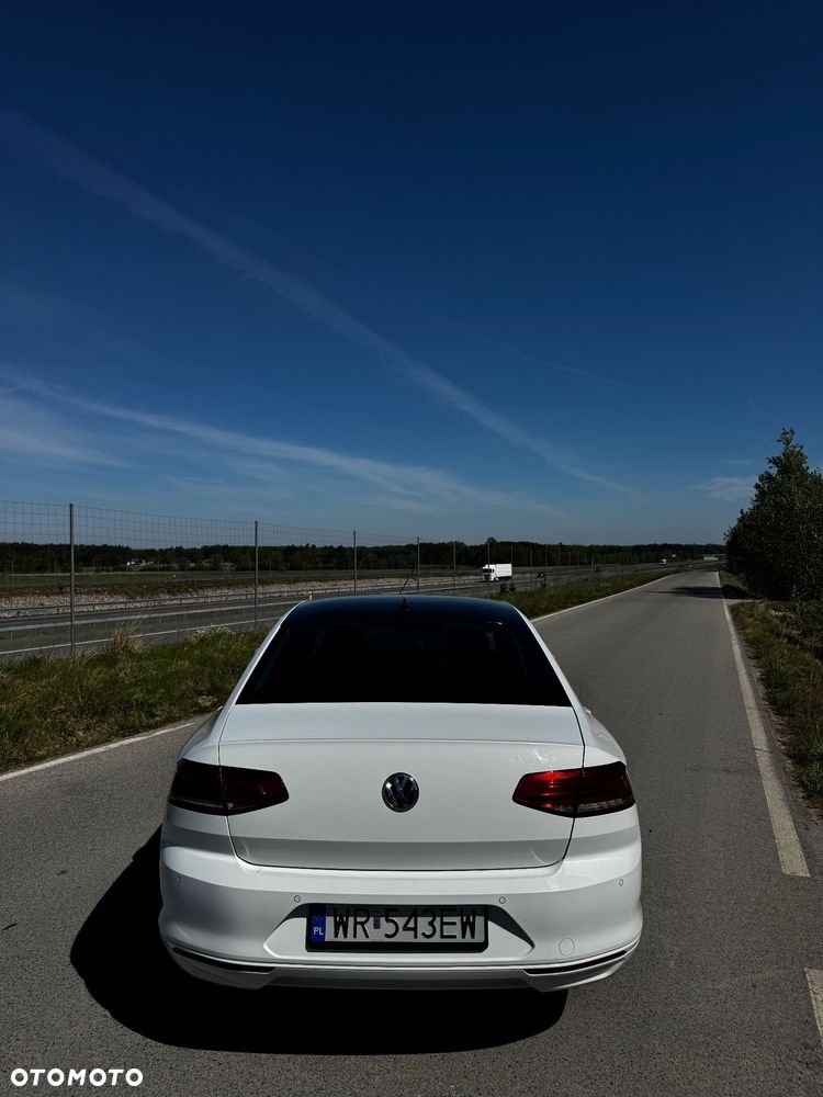 Volkswagen Passat 2.0 TDI SCR Comfortline - 5
