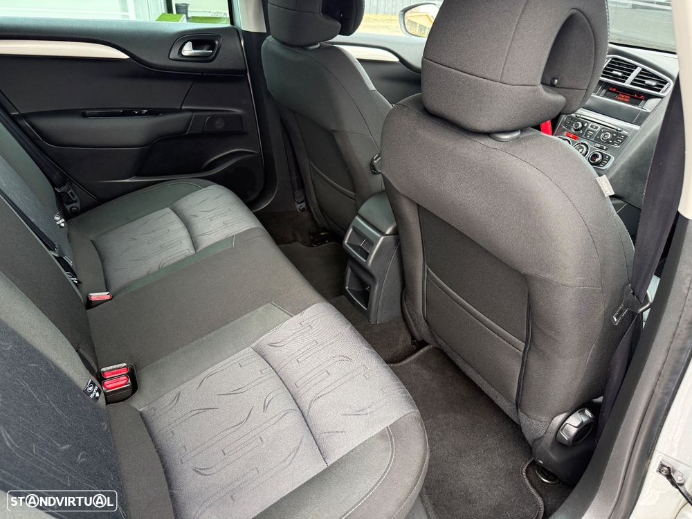 Citroën C4 1.6 HDi Attraction - 17
