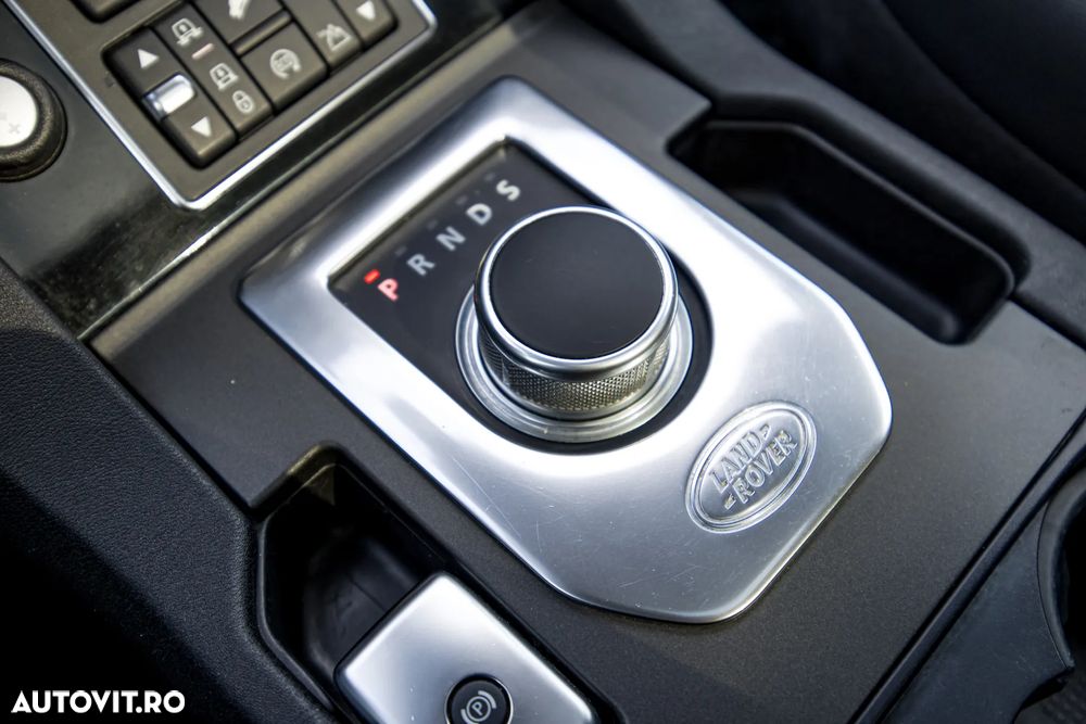 Land Rover Discovery 3.0 SDV6 HSE Aut - 24