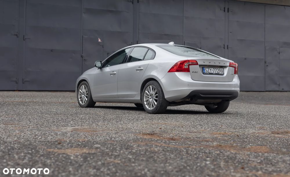 Volvo S60 - 10