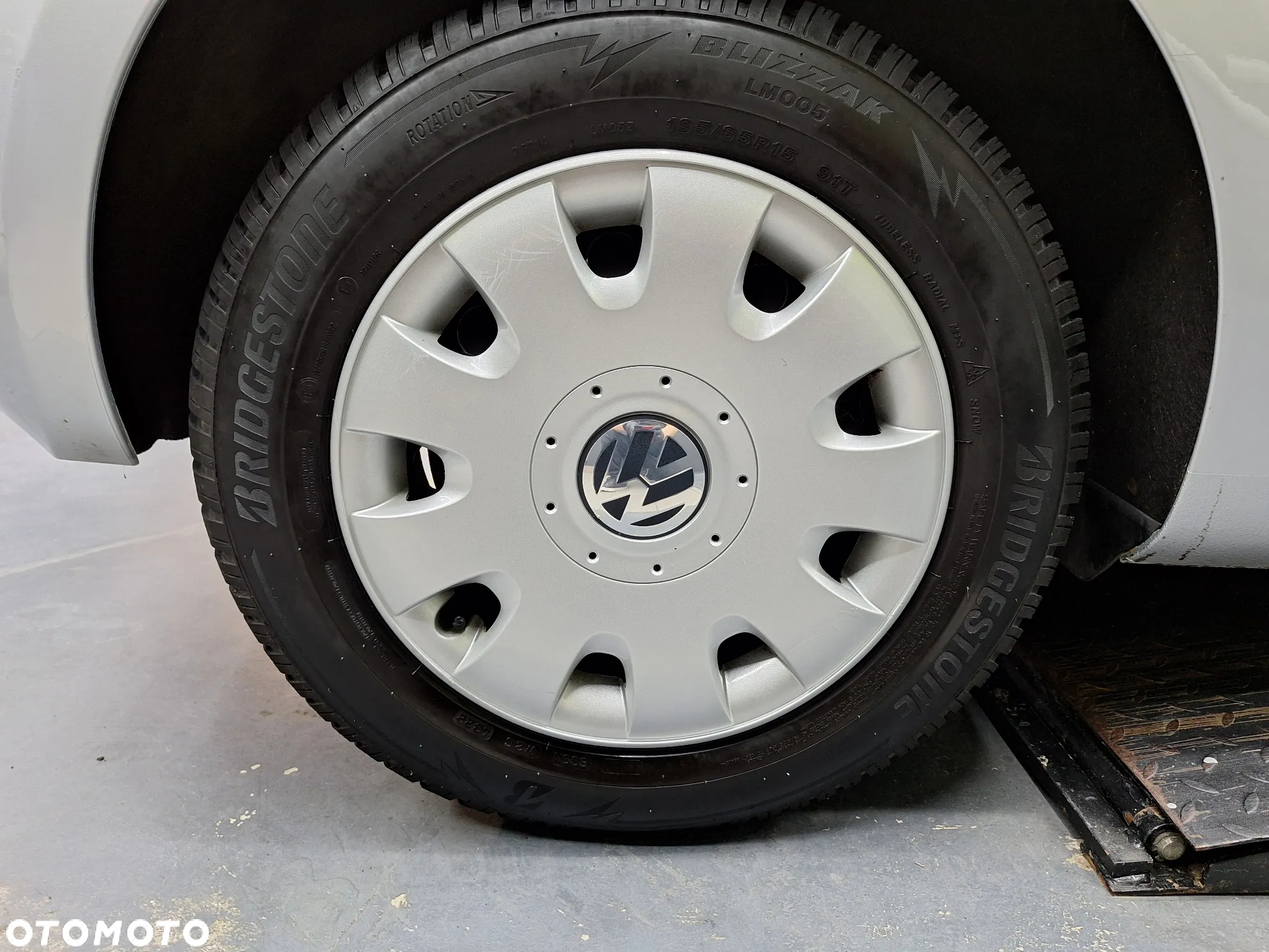 Volkswagen Golf - 9
