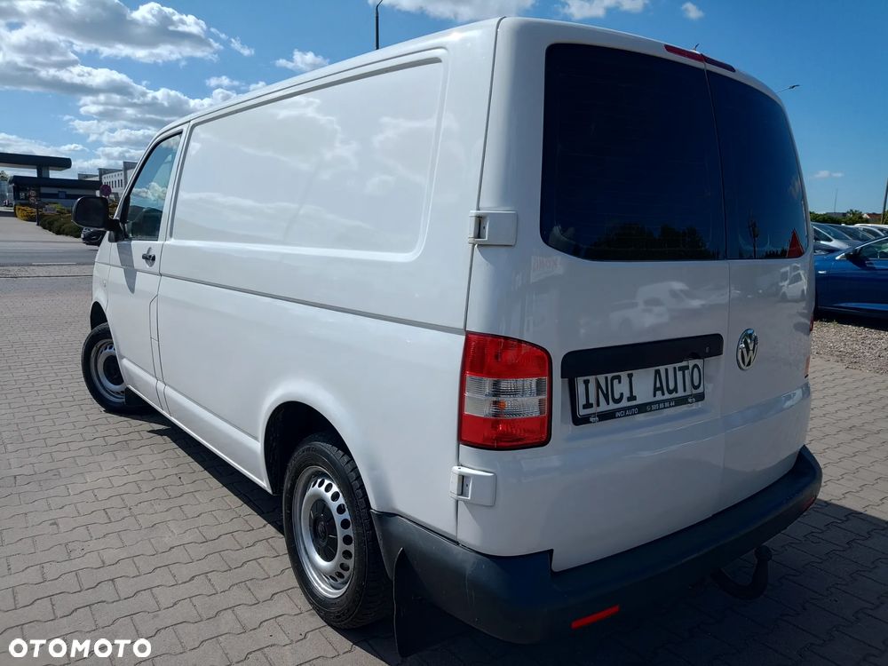 Volkswagen Transporter - 9