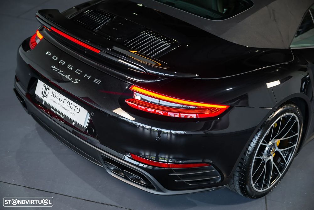 Porsche 911 (991) Turbo S Cabriolet - 14