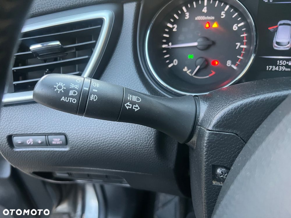 Nissan Qashqai 1.2 DIG-T 360 - 27