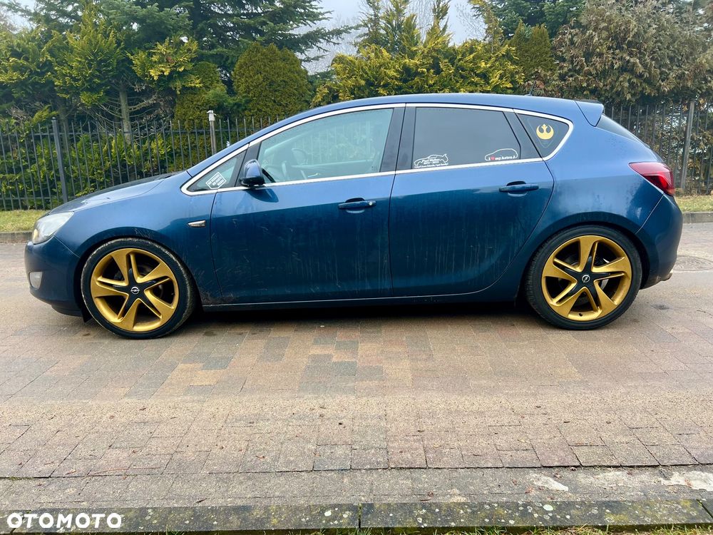 Opel Astra 1.4 Turbo Innovation - 11
