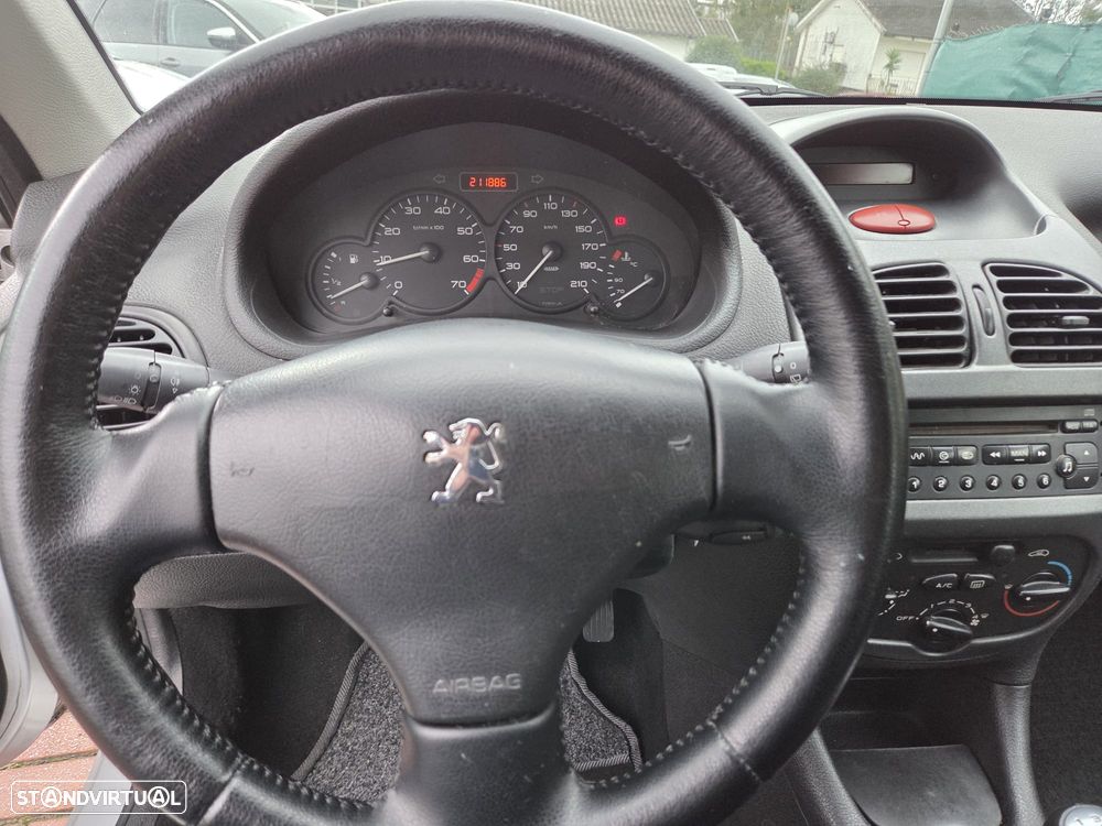 Peugeot 206 SW 1.4 - 8
