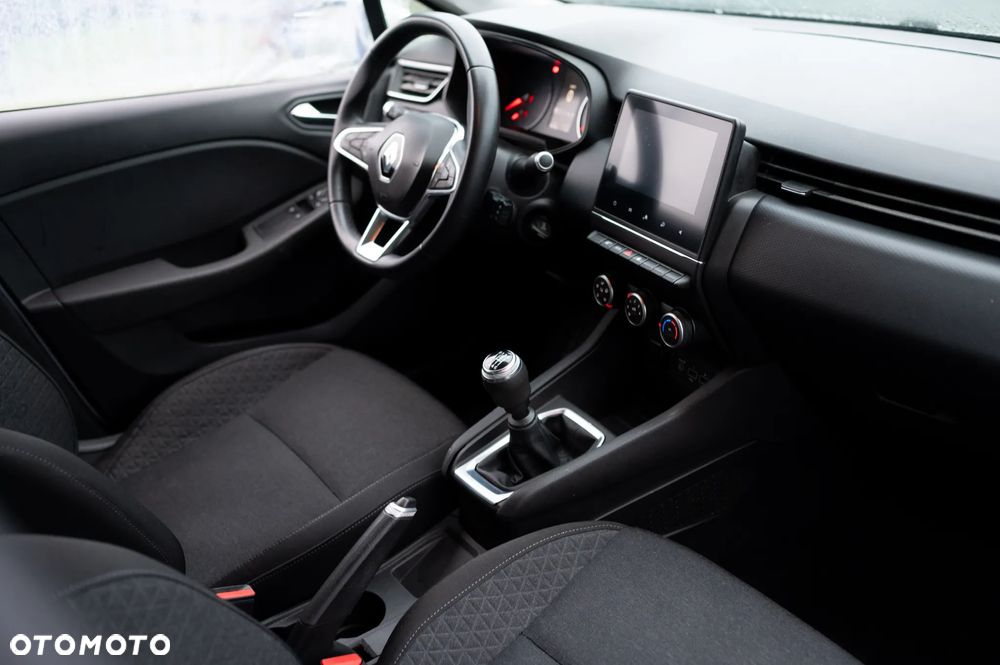 Renault Clio - 20