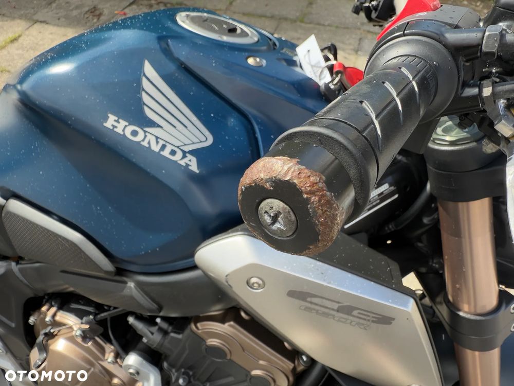 Honda CB - 33