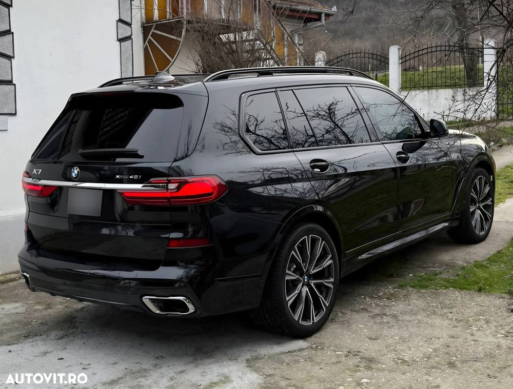 BMW X7 xDrive40i - 12