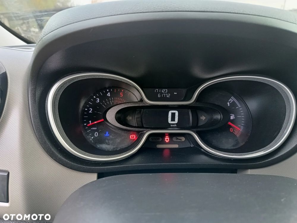 Nissan Nv300 LONG L2H1 jak Trafic, Vivaro 1.6 diesel dCi 125 manual 2018 rok STAN BDB Gotowy do jazdy!!! - 36