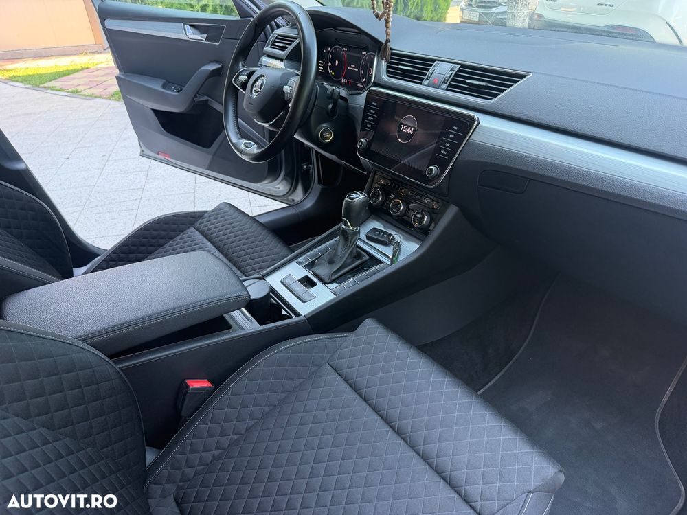 Skoda Superb 2.0 TDI DSG Ambition - 21