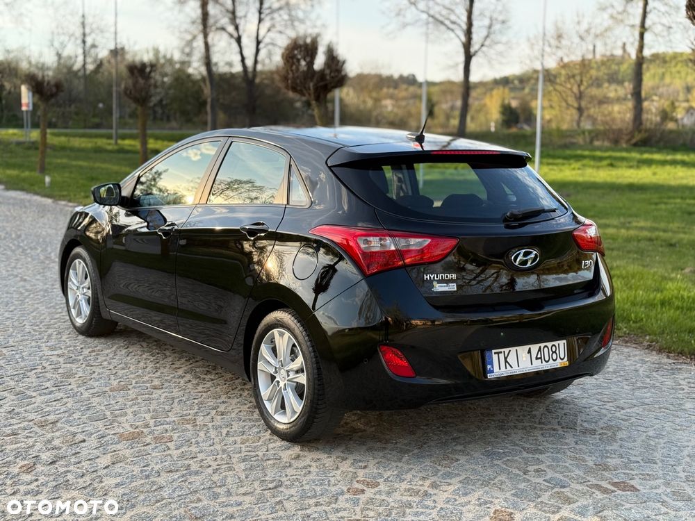Hyundai i30 1.4 Fifa World Cup Edition - 2