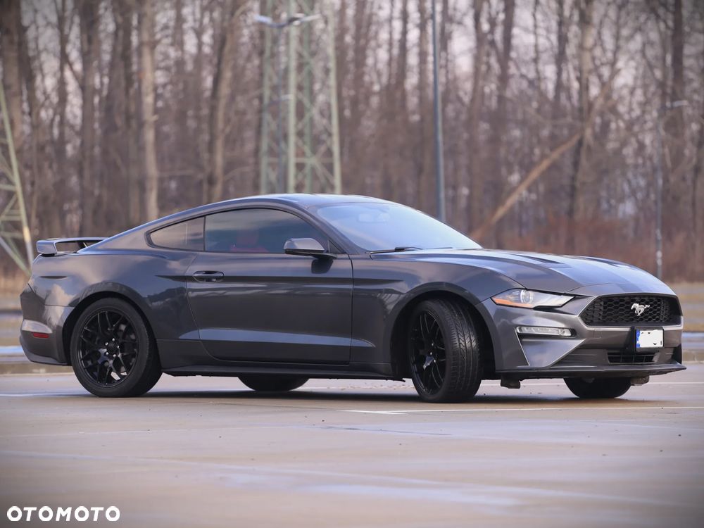 Ford Mustang 2.3 Eco Boost - 9