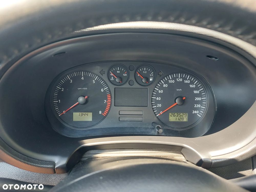 Seat Leon 1.6 Signo - 16