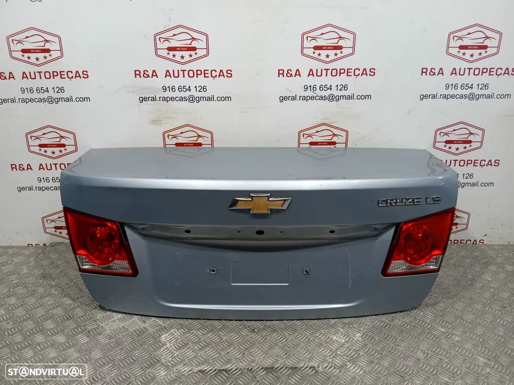 Tampa de Mala Chevrolet Cruze Original - 1