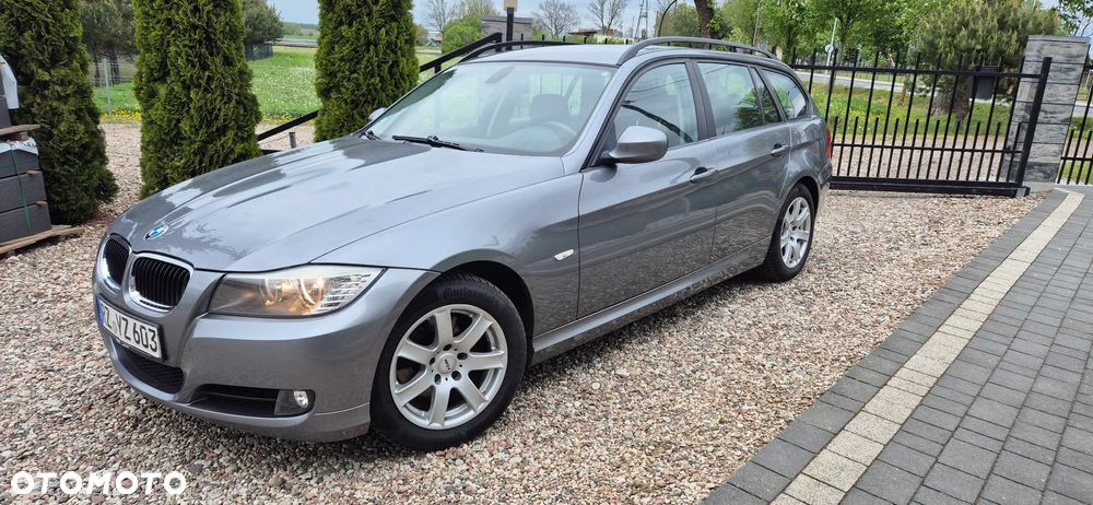 BMW Seria 3 320i Edition Lifestyle - 28