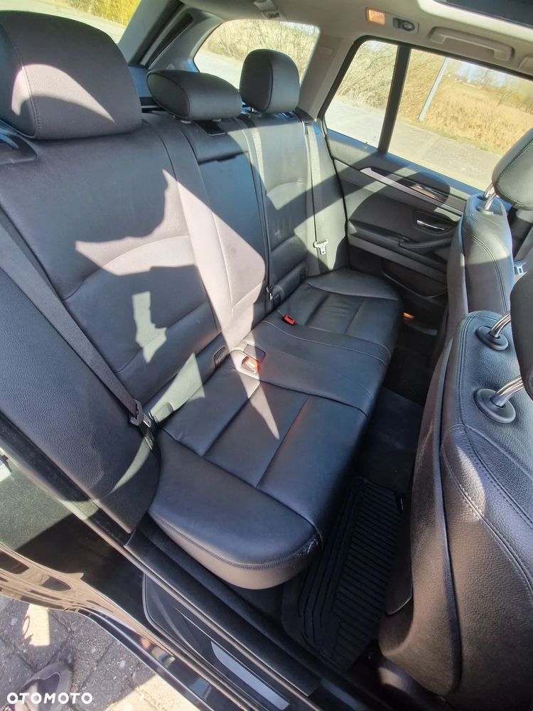 BMW Seria 5 520d - 26