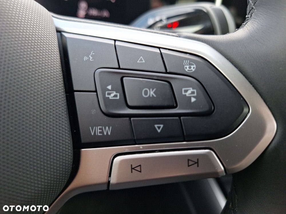 Volkswagen Passat - 18
