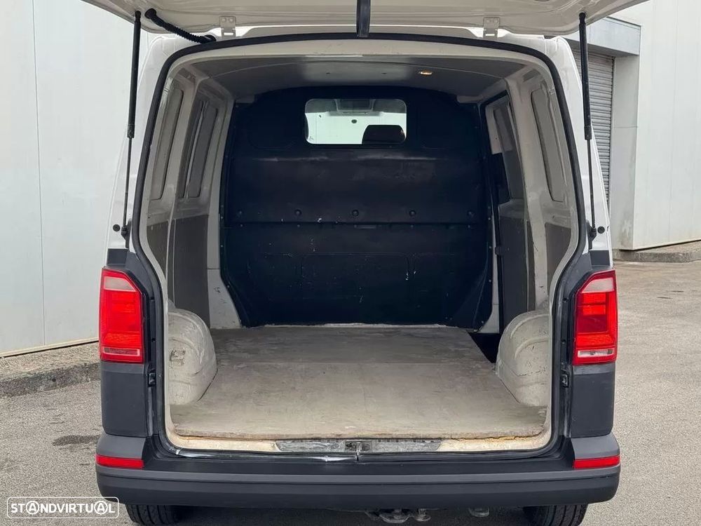 VW TRANSPORTER 2.0 TDI / 3 LUGARES / IVA DEDUTIVEL - 22