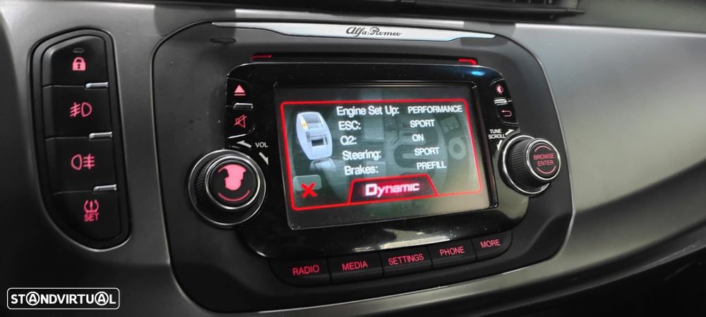 Alfa Romeo Giulietta 1.6 JTDM Exclusive - 32