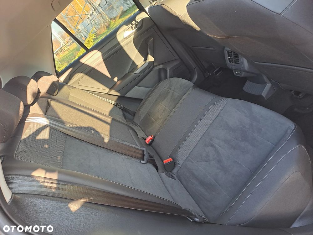 Volkswagen T-Roc 1.5 TSI Style DSG - 13