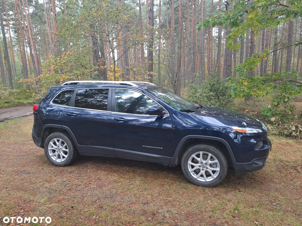 Jeep Cherokee - 2