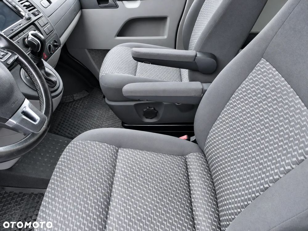Volkswagen Transporter - 18