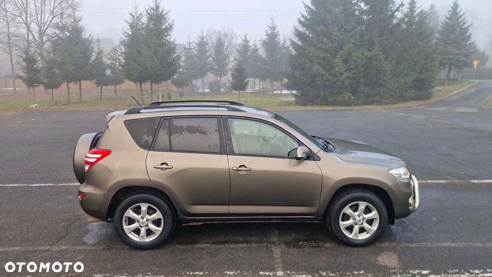 Toyota RAV4 2.0 VVT-i Prestige NAVI MS - 4