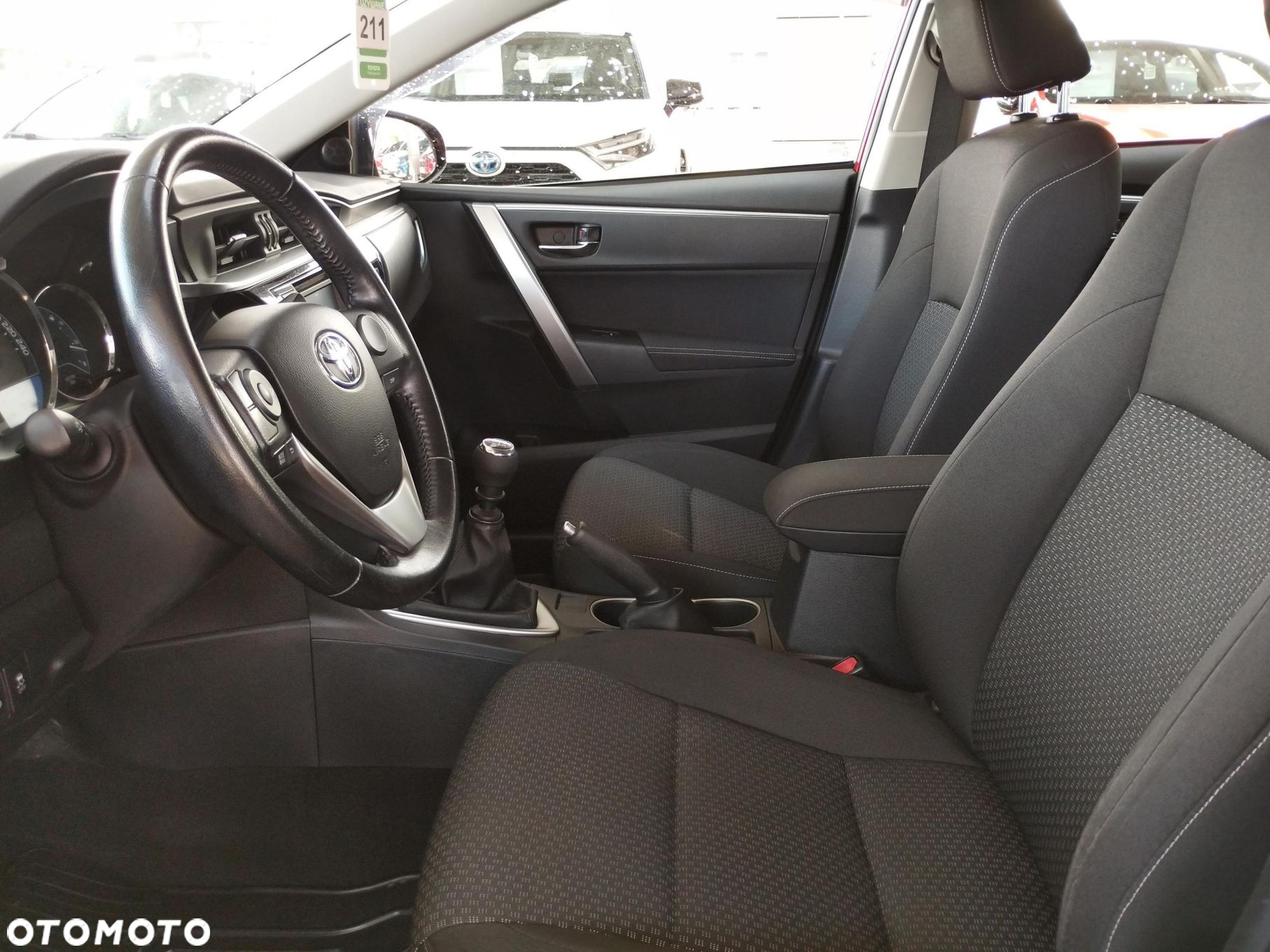 Toyota Corolla 1.6 Premium EU6 - 13