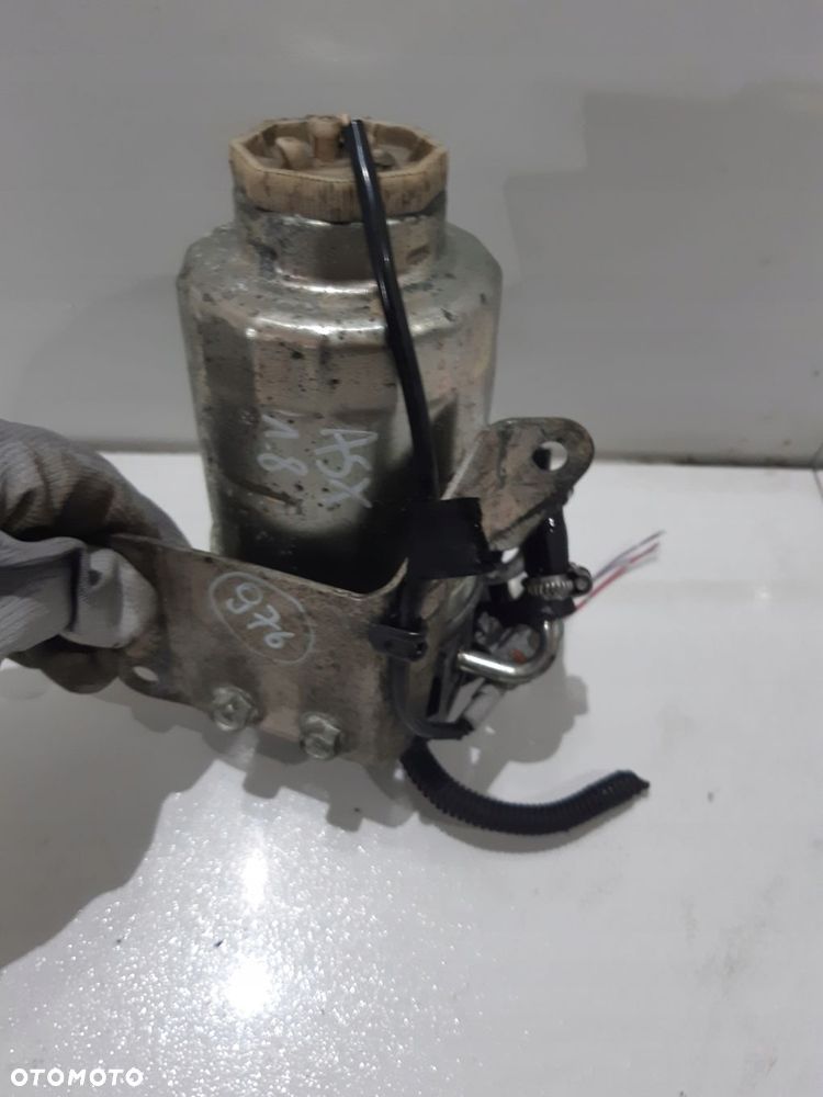 Mitsubishi ASX OBUDOWA FILTRA PALIWA 1.8 DID - 1