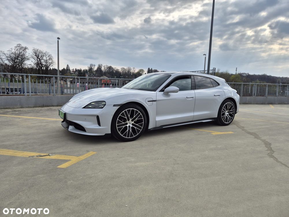 Porsche Taycan Sport Performancebatterie Plus - 4