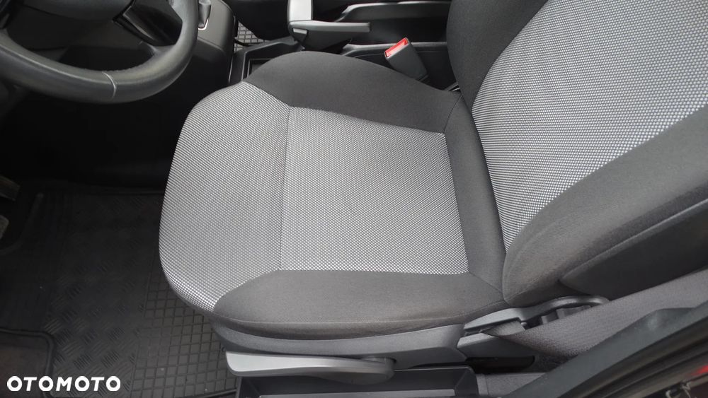 Opel Zafira - 15