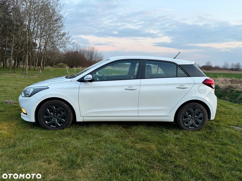 Hyundai i20 1.2 Classic Plus - 8