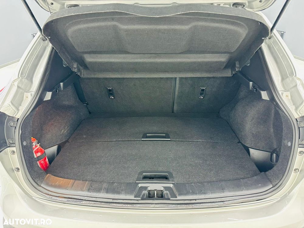 Nissan Qashqai 1.2 DIG-T TEKNA - 17